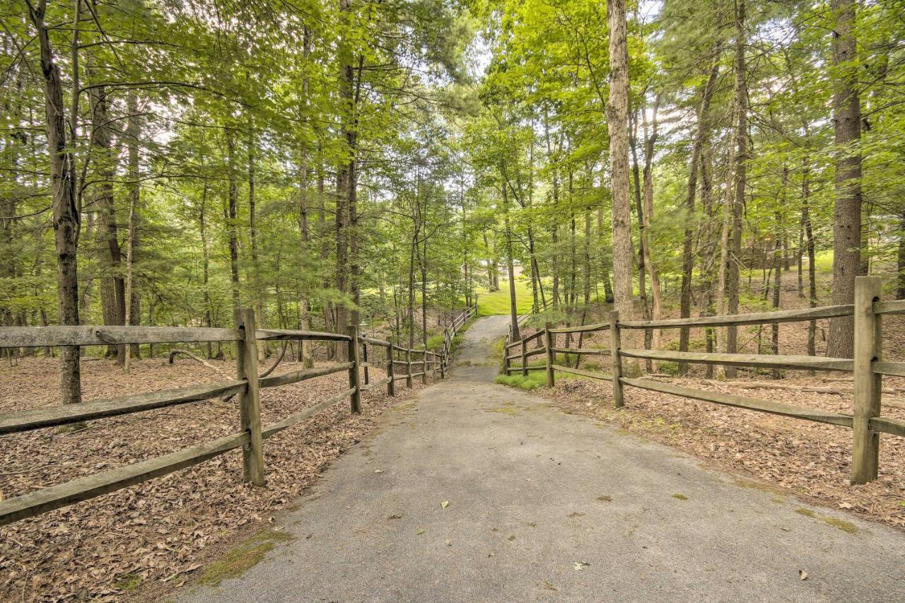 Creekside Berkeley Springs Cabin On 35 Acres! Exterior foto